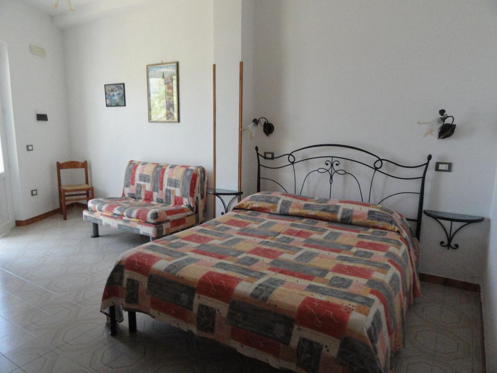 Chiaia Apartments Понца Стая снимка