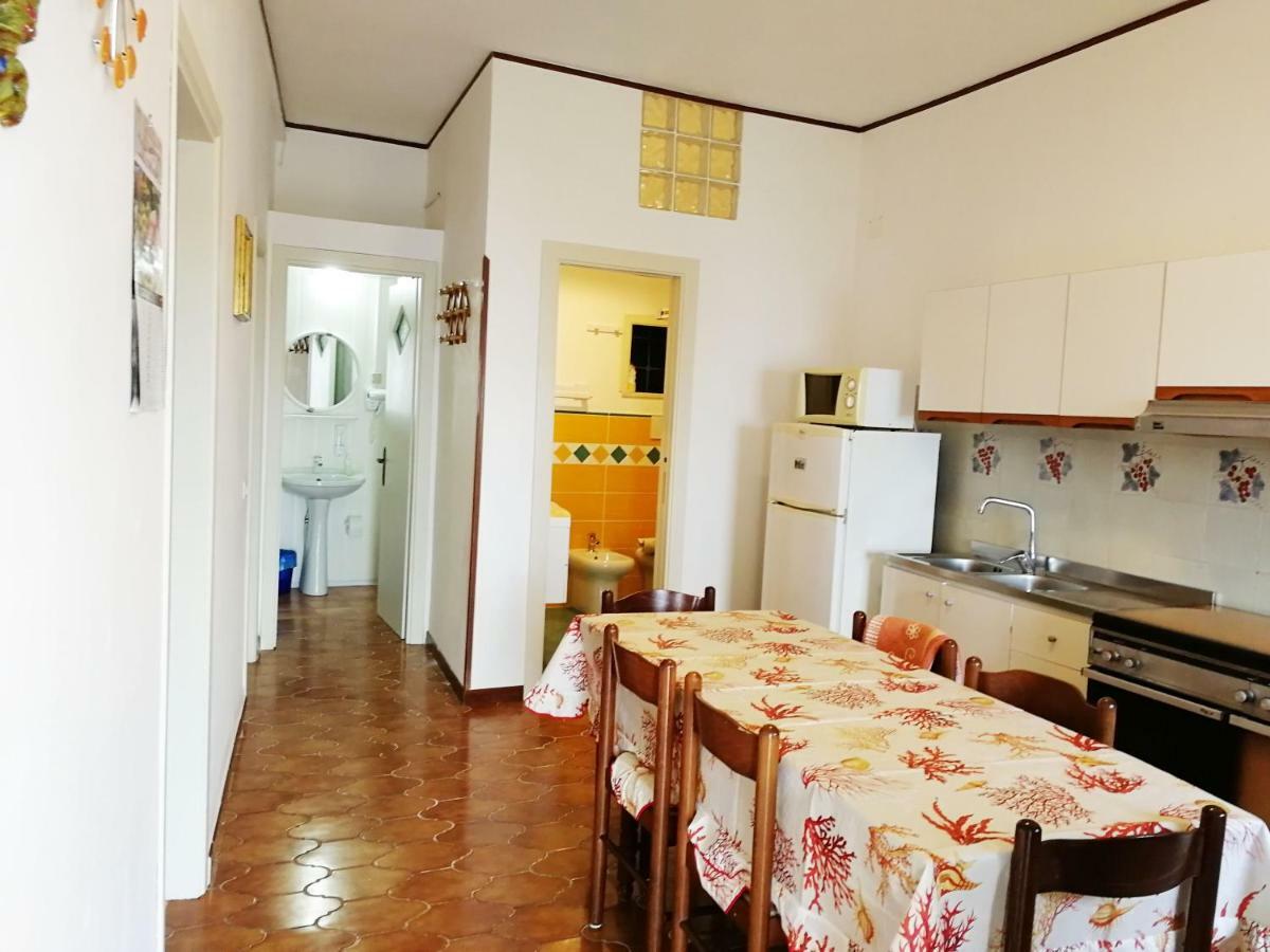 Chiaia Apartments Понца Екстериор снимка